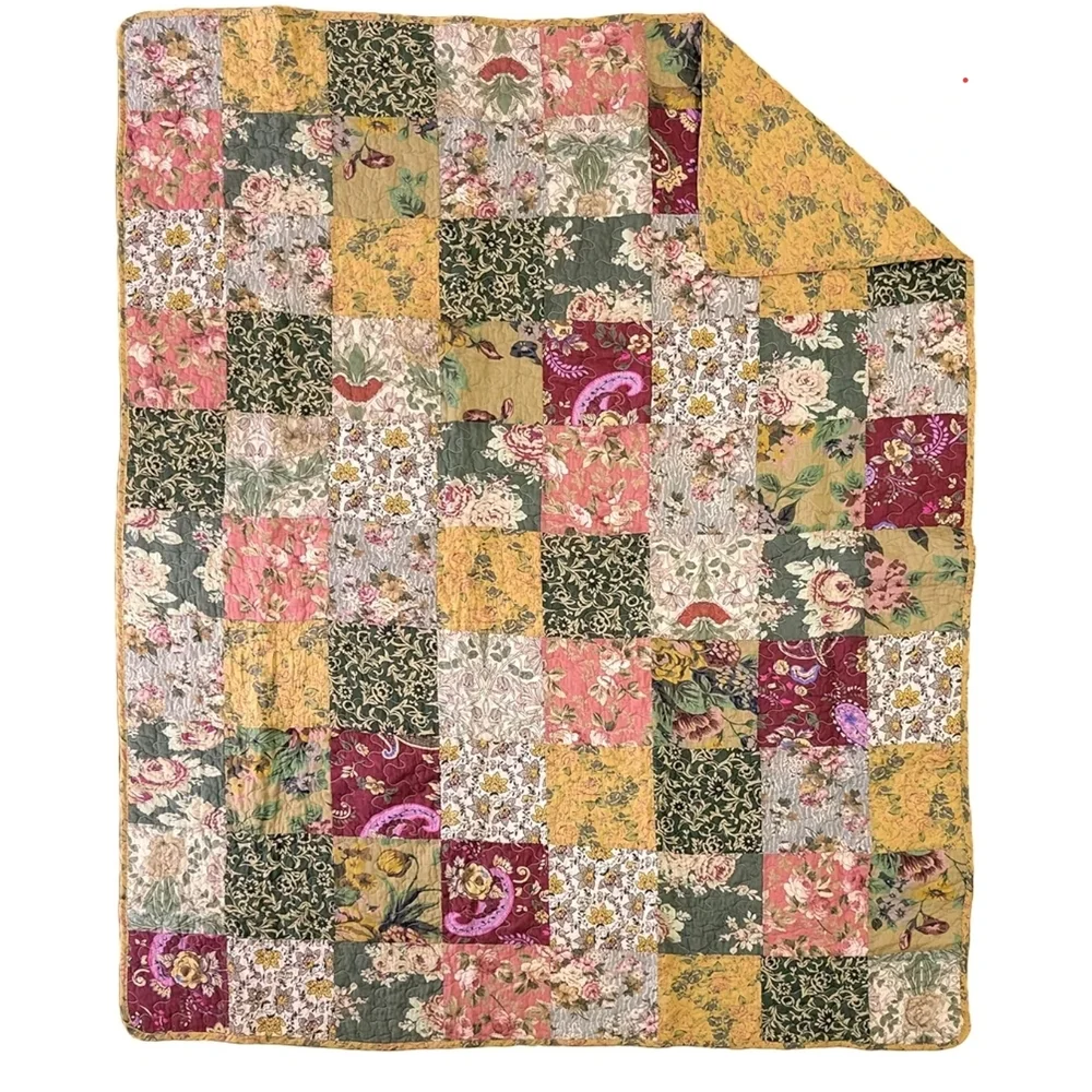 Floral Patchwork Quilt -‎ Multicolor